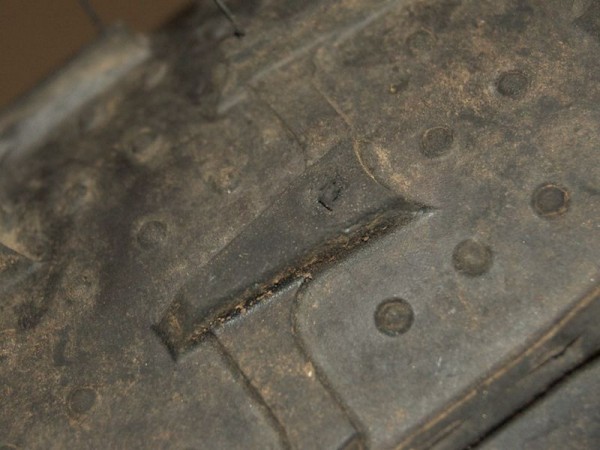 grip-studs-bicycle-tire-traction-1722
