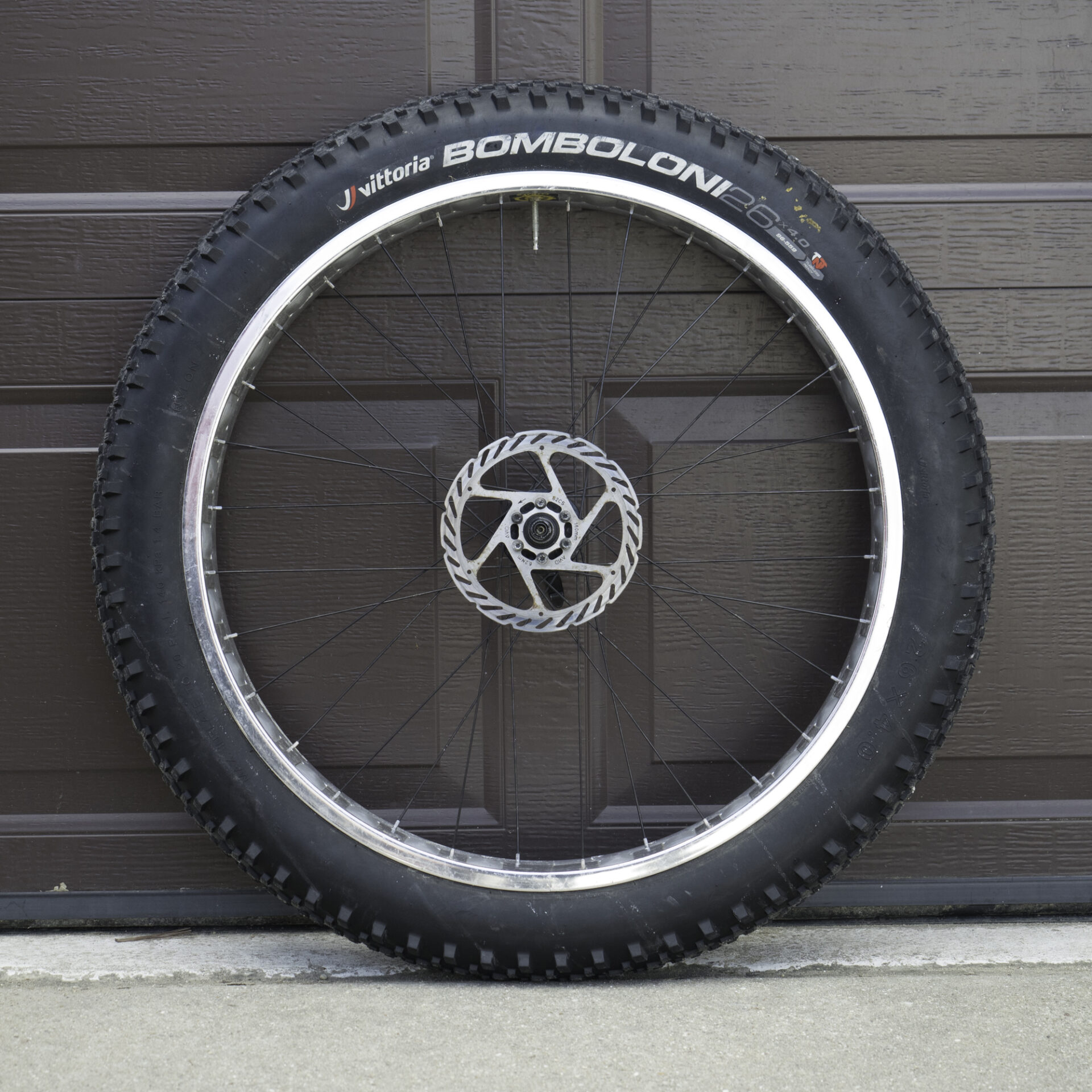 26 x 90mm (4" Tire) fatbike wheel