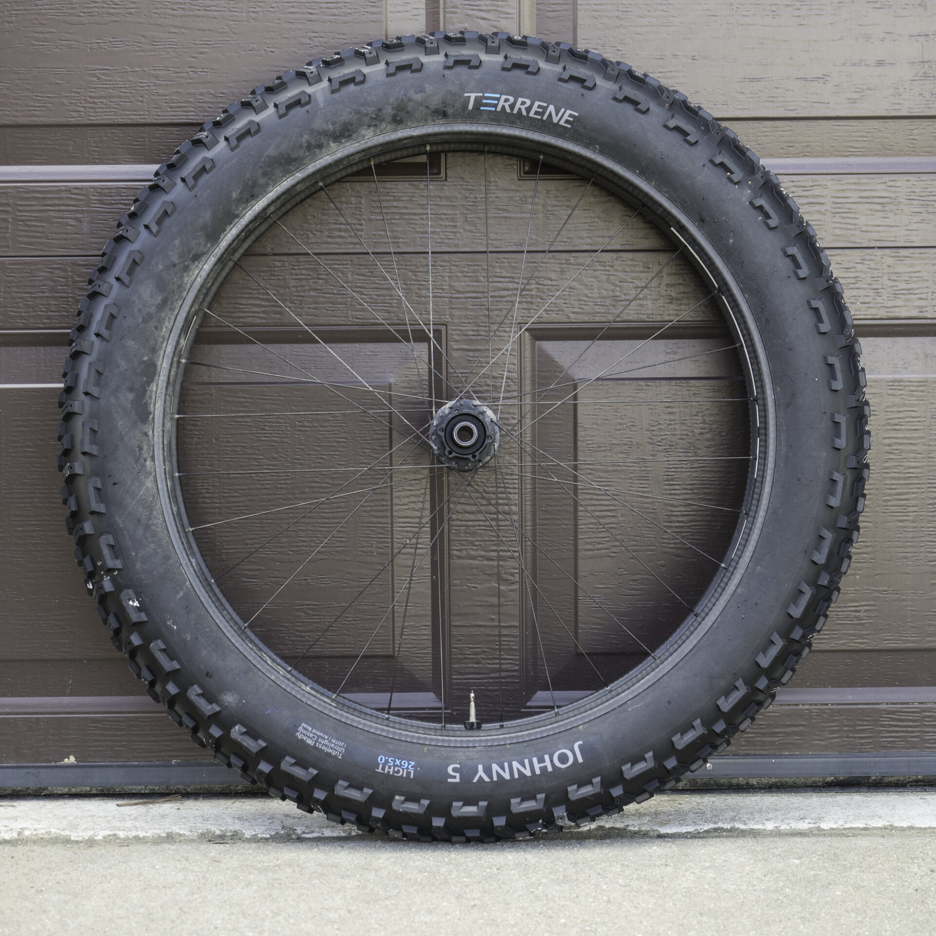 26 x 100mm (5" Tire) fatbike wheel