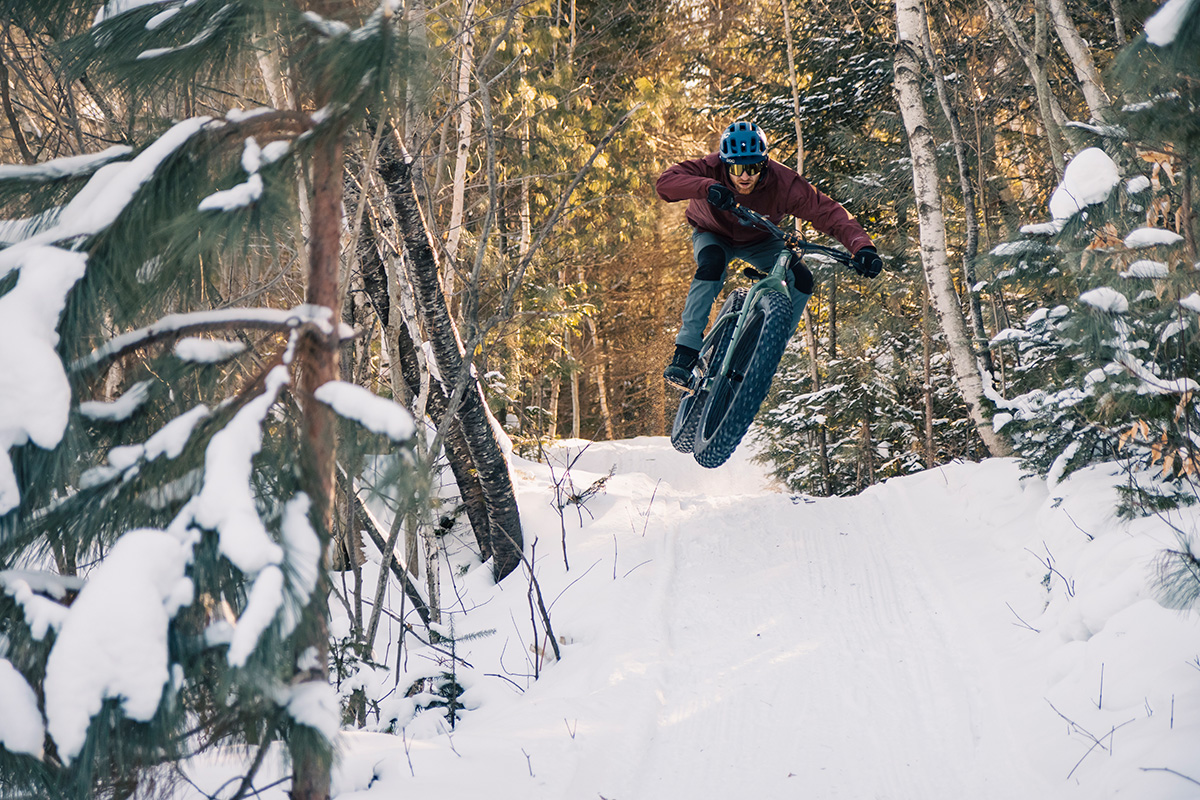 panorama cycles chic-chocs 3 fatbike shredding photo