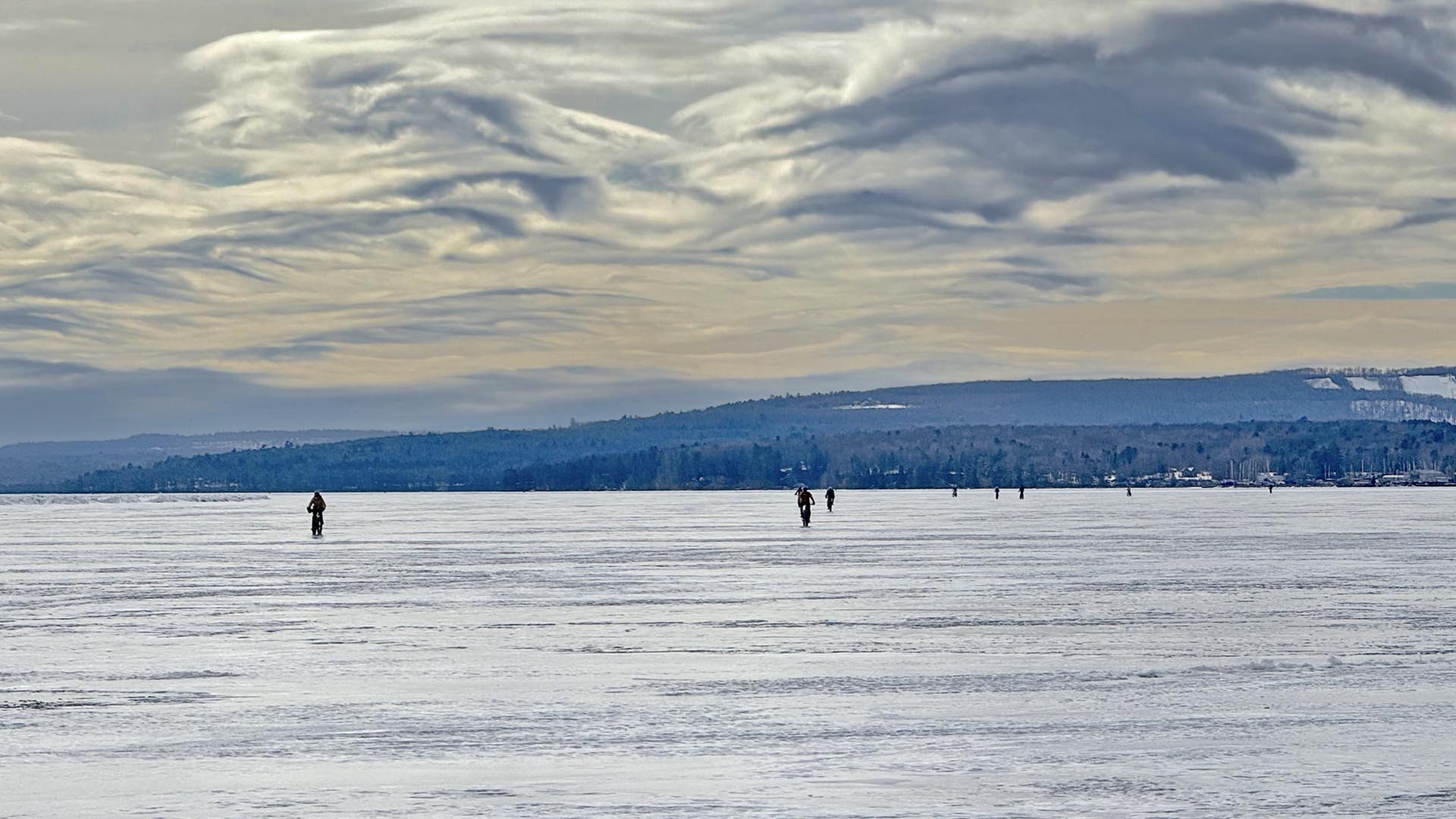 8 fat bikers ride the ice road from Bayfield to Madeline Island